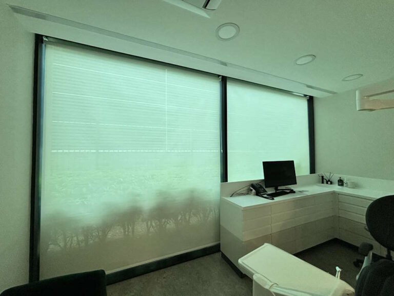 Roller Blinds (2)